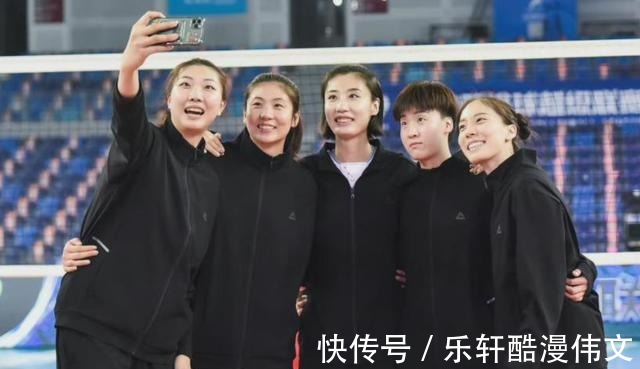 副攻|袁心玥好孤单！女排关键位置青黄不接，“安家军”或将全军覆没