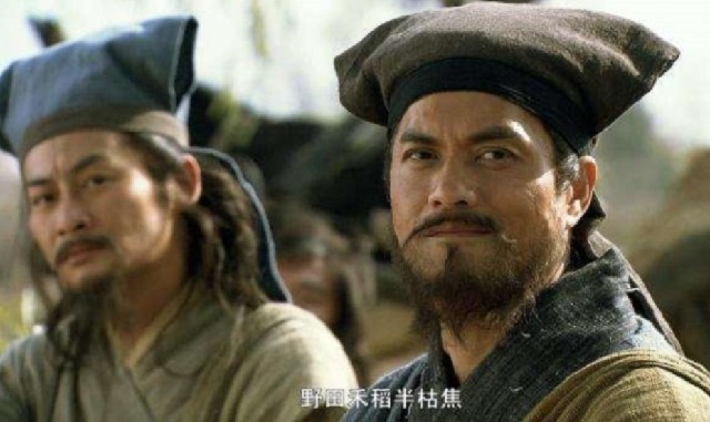 晁盖!宋江聚义厅上排座次,公孙胜看清楚后,扭头离去,梁山自此无兄弟