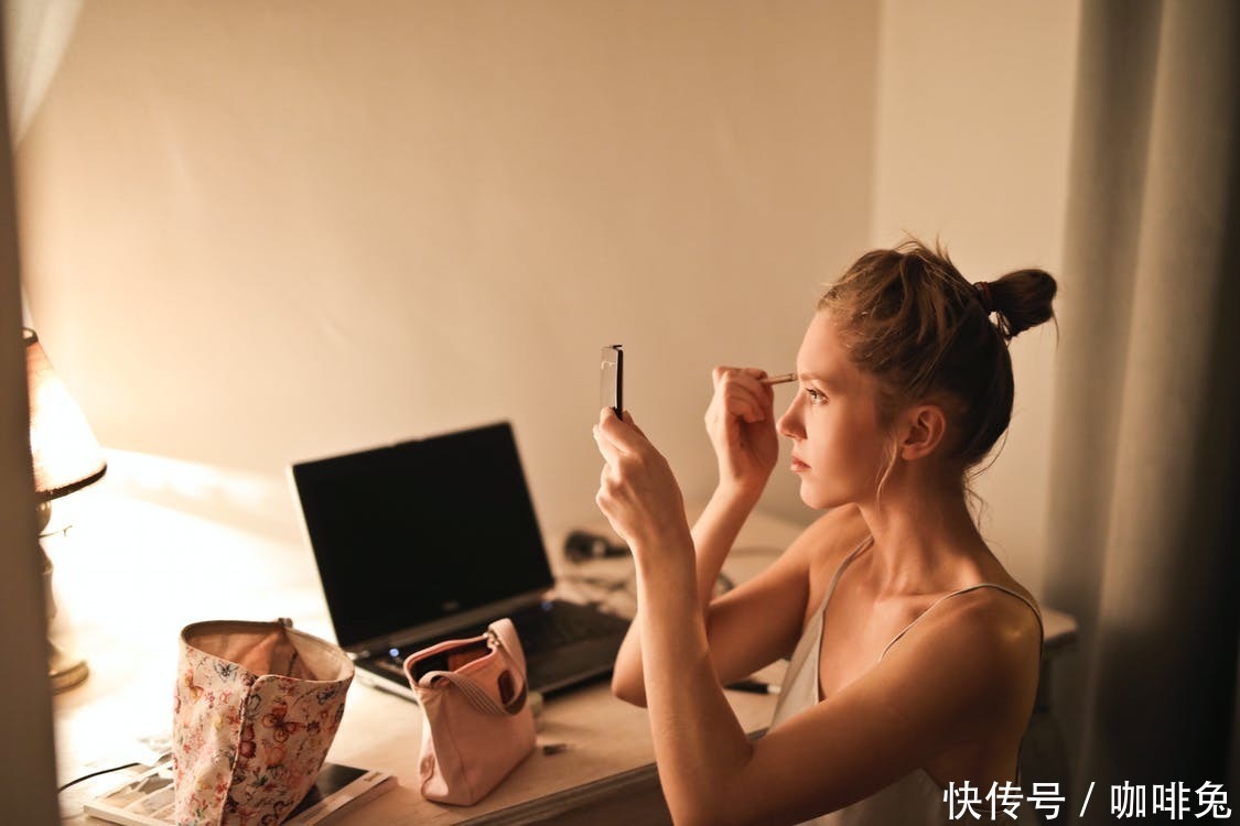 差别|和美颜中的自己最大的差别就是皮肤白了,整个人都不一样了