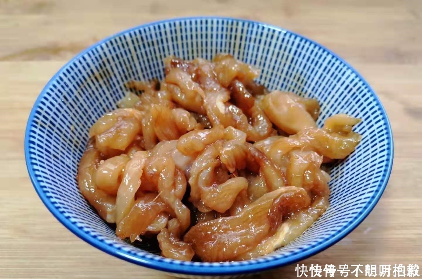 天越冷,这菜就越肥嫩,正大量上市,3块钱一斤,炒着吃特别香!