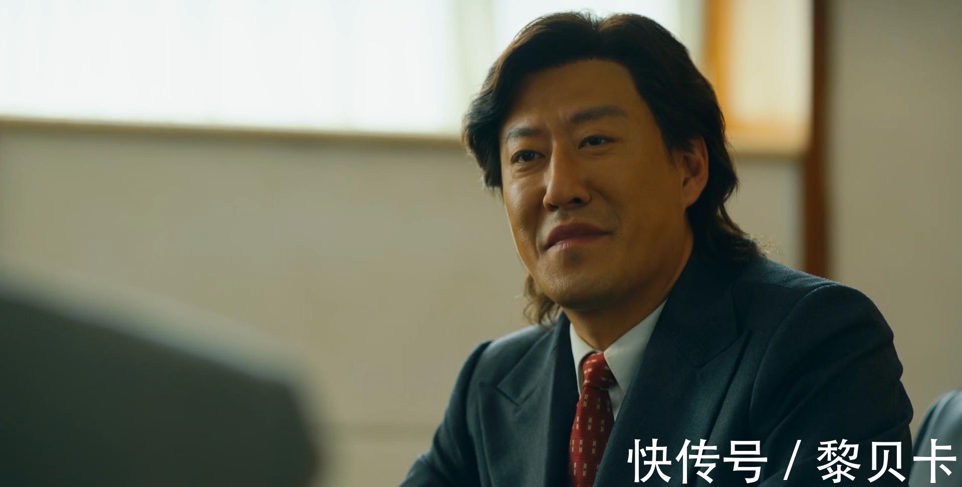 人世间&《人世间》从楠楠墓碑推测,至少有两处原著情节没有改