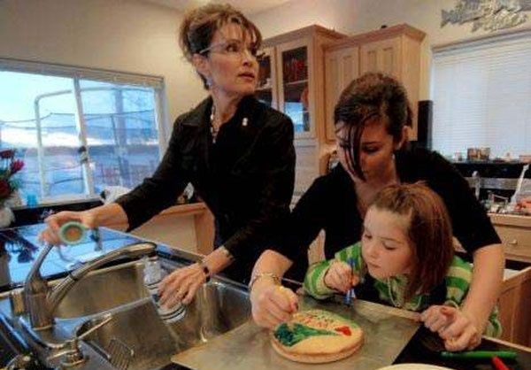 厨房|“越早进厨房越懂事”聪明宝妈都知道，让孩子进厨房有这五大好处
