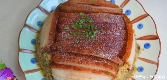 梅菜扣肉最好吃的做法,简单美味又下饭,看看你喜欢吃不?