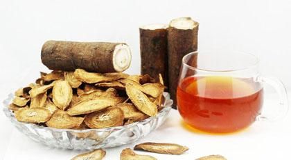 早上|早上起床后的4个习惯,比喝酒还会伤肝,很多中老年人的都在做