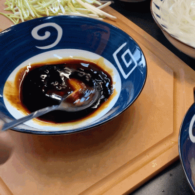 豆芽|干炒牛河｜沉浸式｜干香焦爽｜盘底无油｜超级详细