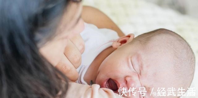 宝宝|三个月内的宝宝除了不能抱太多,这3点常识宝妈也别忽视