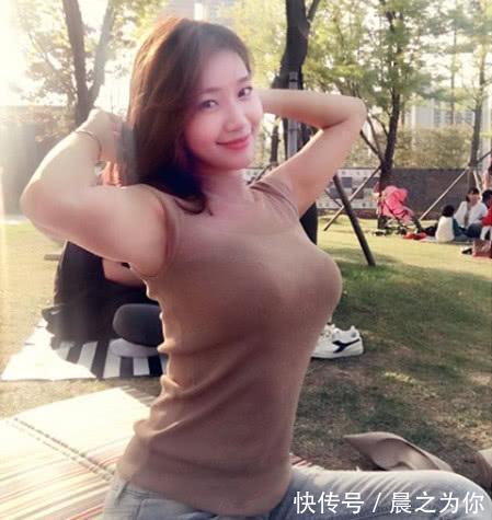 小姐姐|33岁小姐姐追求自我,坚持健身多年,身材凹凸有致,格外迷人