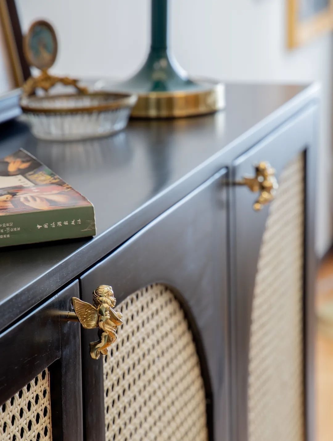 嵌入式|真的只有30平!小户型这样逆天设计,蜗居也有豪宅感!