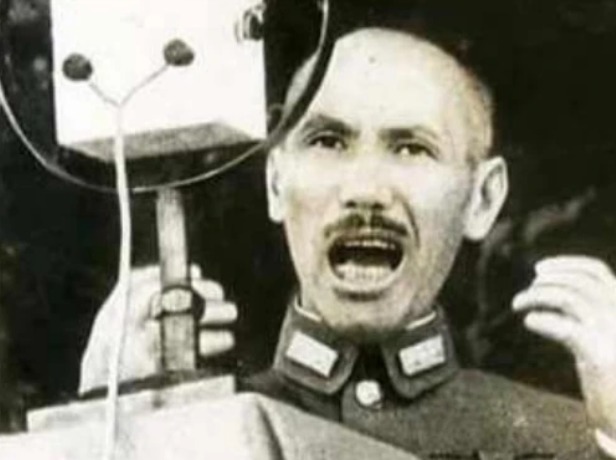 戴笠|蒋介石让戴笠杀一人,戴笠吓得大惊失色:真不敢杀,你降我职吧!