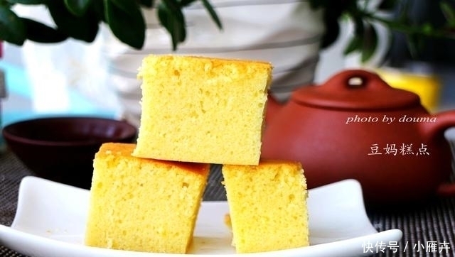 戚风蛋糕|不用牛奶，这蛋糕我家一周至少做2次，配方太好用了~