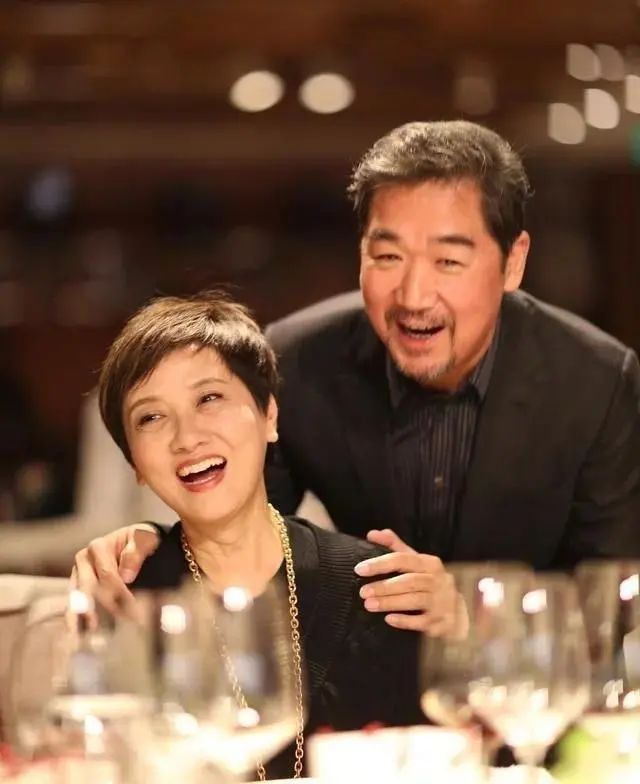 老张@张国立叫苦:书协专家胡说我的书法是“江湖体”,老夫不服!