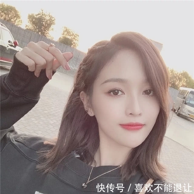 卷发|“渣女烫”早就过时了,今年巨乖的4种“发型”,8成女生都适合