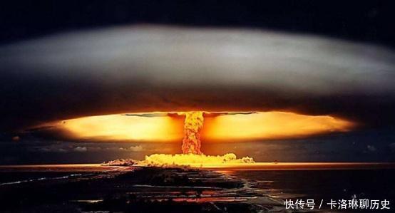 美国|苏联撤技术，美国搞封锁，我国造出原子弹他们什么态度