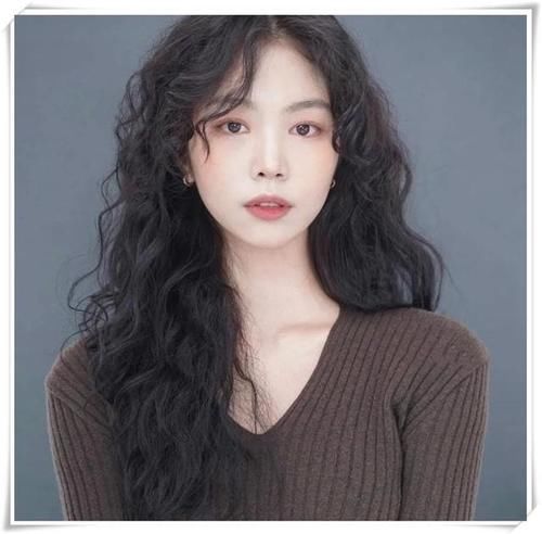 卷度|不显老的5款烫发,超适合春夏,时髦减龄