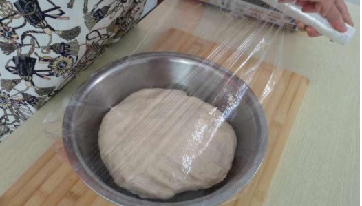 媳妇每次发面做花卷,一大锅一顿就抢光,秘诀全都告诉你,太香了