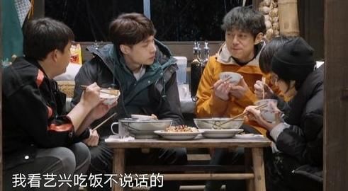 向往的生活5|《向往的生活5》：让中年人想到家，让年轻人感受爱