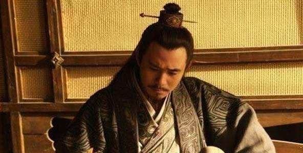 狡兔|中国历史上第一个飞鸟尽良弓藏,狡兔死走狗烹的受害者是谁?