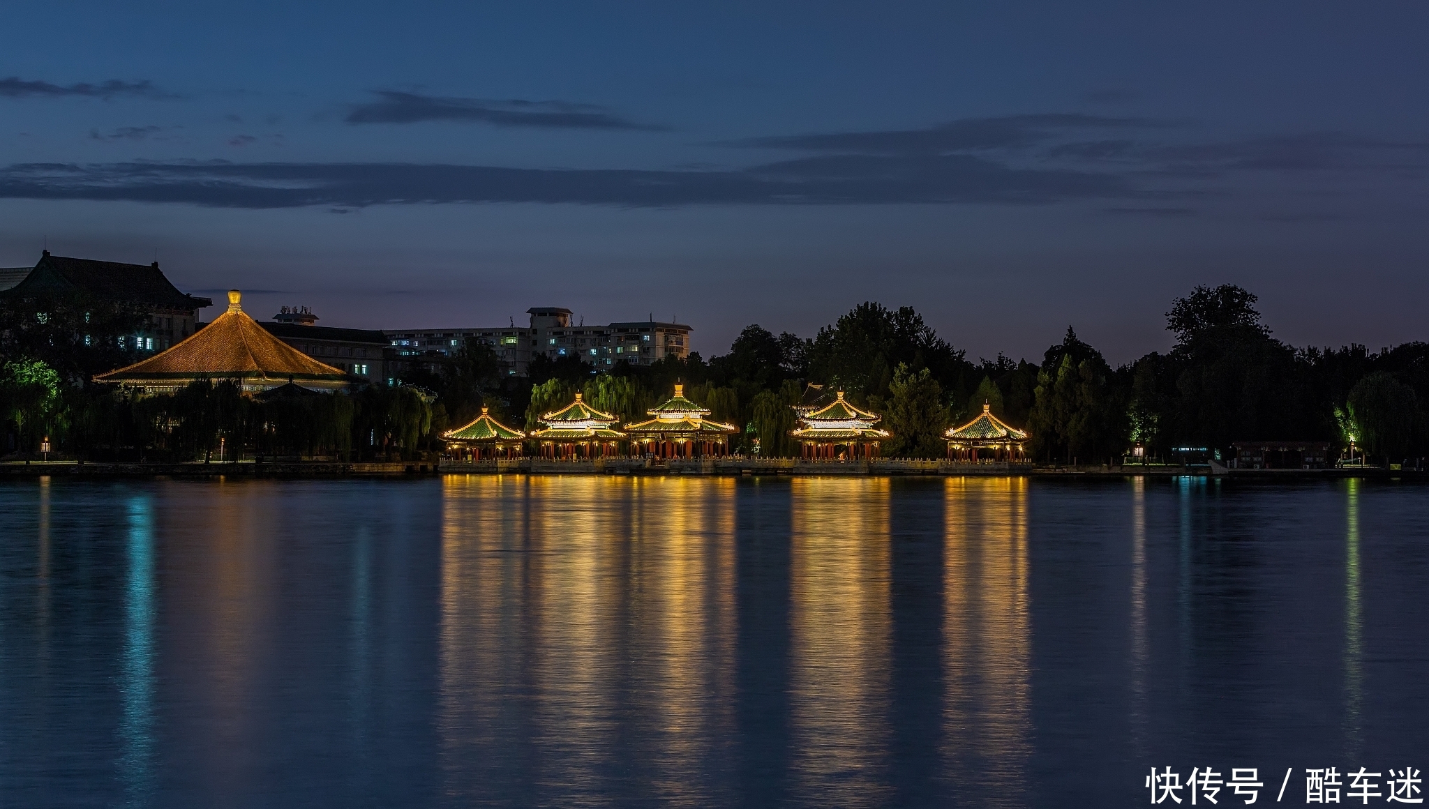 美好的时光|湖畔公园的风光,是城市对于人们的馈赠!