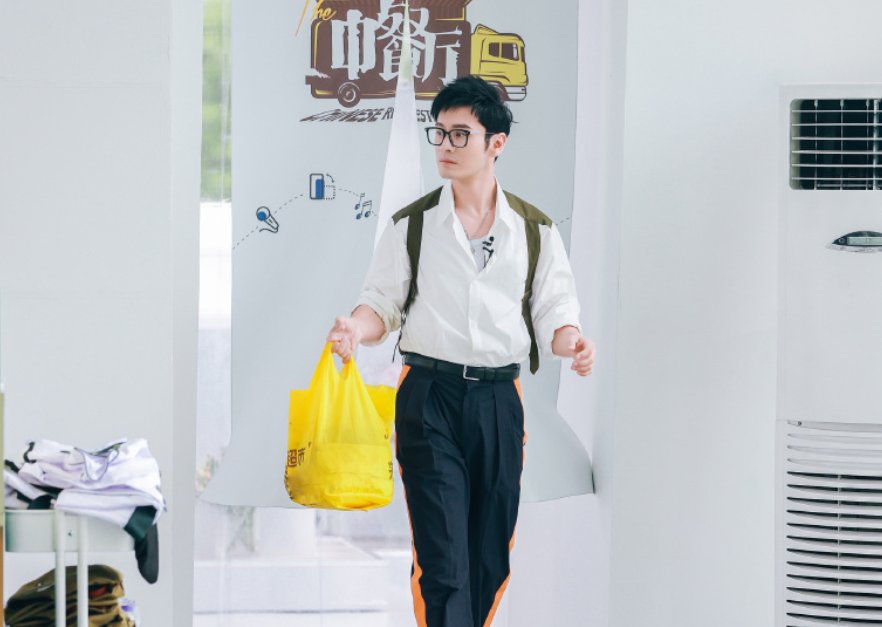 店长|《中餐厅》上演“后宫甄嬛传”，宁静夺了黄晓明的权