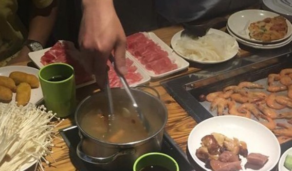 请人喝酒,不会说开场白可不行,会说4句话,让客人刮目相看!