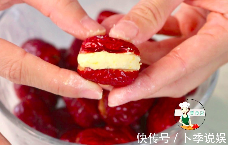 红枣|红枣此做法,一次蒸一锅,营养又解馋,女人常吃,增强体质不怕冷