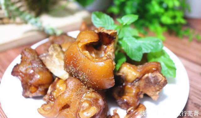 步骤|记住这三个步骤,卤猪蹄肥而不腻软糯香嫩,吃一口满嘴香