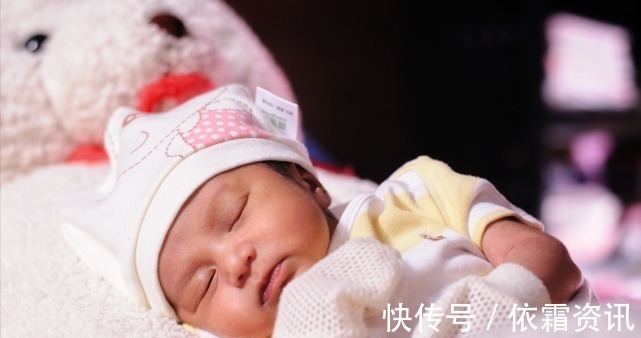 小宝宝|养护新生儿宝宝坑太多,10个“带娃禁忌”家长要了解,别做错坑娃