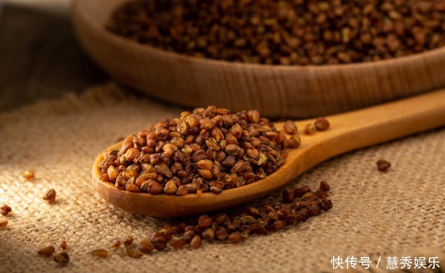  “黑苦荞”和“黄苦荞”有什么区别营养差别大，可别再乱买了