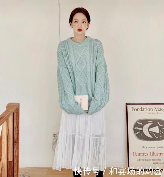今年的“ 云朵毛衣 ”都这么穿也太洋气了!