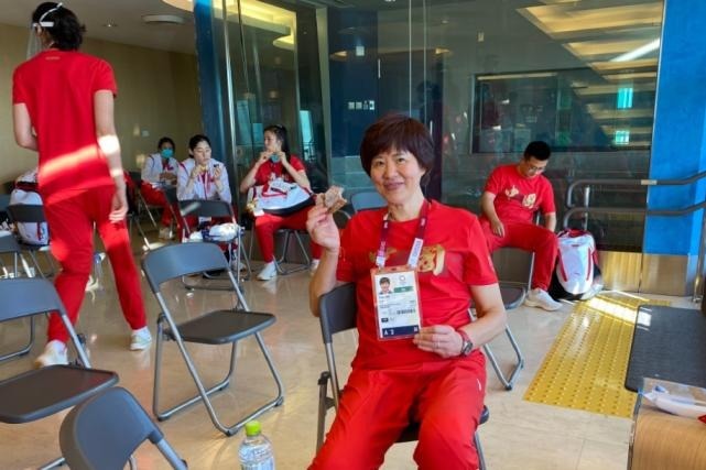 卫冕冠军|中国女排十冠她参与八冠!如今即使功过相抵,郎平仍是国家功臣