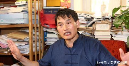 朱之文丑书一字值五万,专家吐槽:书法家还不如一个文盲!