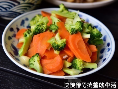 茭白炒牛肉|4菜1汤的周末晚餐,荤素搭配,其中一个是家人最爱吃的,赞不绝口