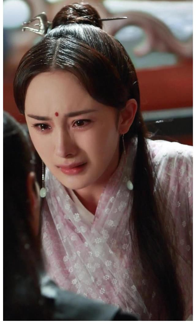 為什么素素只能跳誅仙臺結(jié)束愛情，而白淺卻可以趕走情敵？