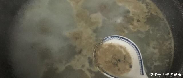 明目它是猪肝的2倍,枸杞的6倍,常给孩子吃,眼睛明亮不易近视