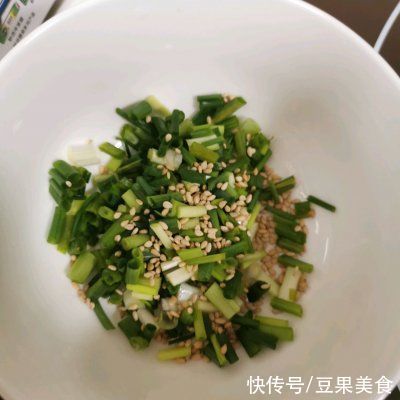 高筋面粉|家常版葱香花卷，要的就是这个家常口儿