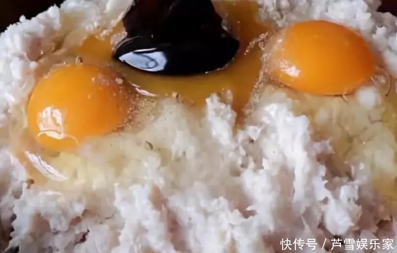 木薯淀粉|天冷了,早餐给孩子做它,补脑补钙又营养,一碗下肚暖身又暖胃