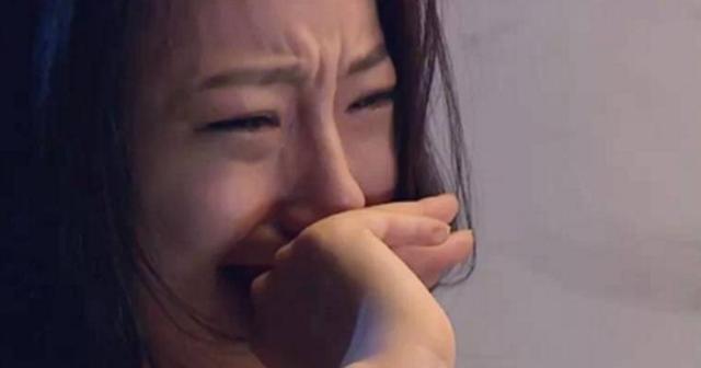 娜娜|宝妈发现女儿越来越像“闺蜜”,亲子鉴定结果出来后,全家人懵了