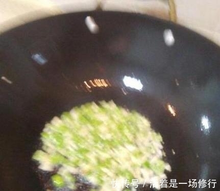 包菜|你还在吃饺子吗?这样做着吃,等上桌直接用手抓着吃