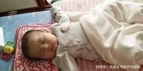 妈妈们|5个月宝宝睡2天不醒，送医院后医生大骂，竟是妈妈喂奶时犯了错