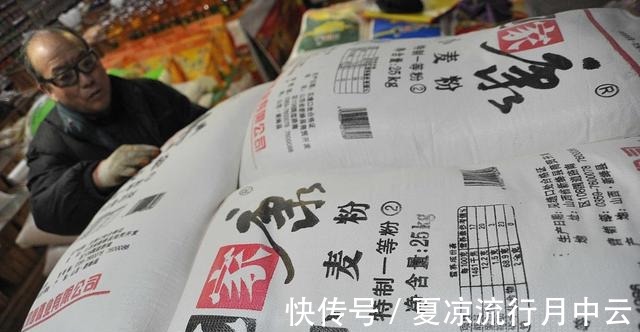 标准号|买面粉有讲究，看清包装有这“3个指标”再买，耐储存，麦香味足！
