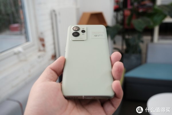 数码|潮男靓女首选realme 真我，数码圈里的颜值实力派