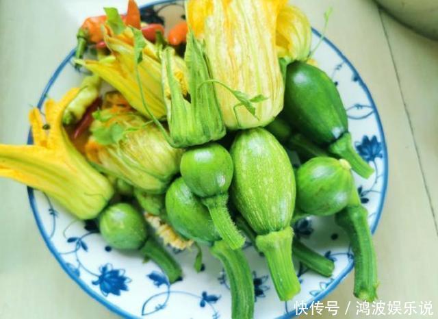 南瓜花|9月,此汤要多喝,花3块钱就能做一锅,美白护目,还能清理肠道