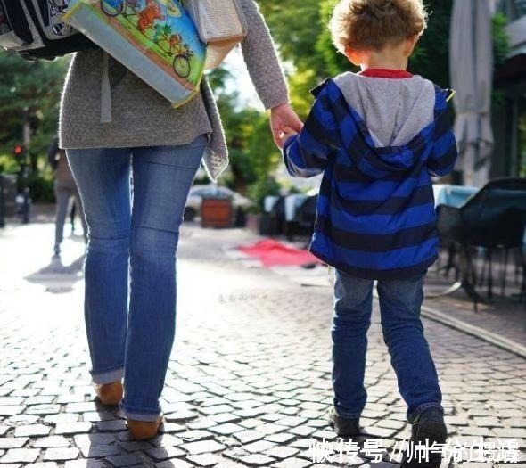 时间观念|周一到周五睡不醒,周末醒得“比鸡早”,孩子的磨蹭很有“道理”