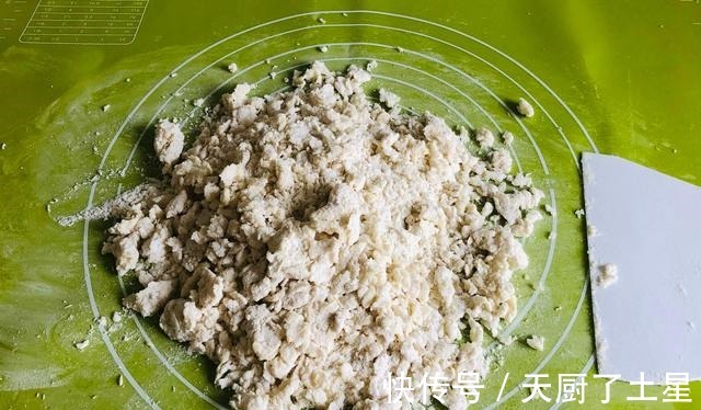 馒头|多吃山药健脾胃，一根山药一百克面粉锅里一蒸，松软香甜又营养！