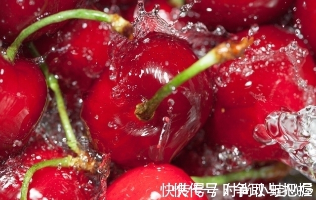 女人|显年轻的女人,多半爱吃这5种食物,看看有你爱吃的吗?