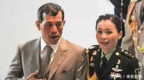新贵妃&泰国贵妃诗妮娜照片发布后,让网站瘫痪,21张美照尽显传奇人生