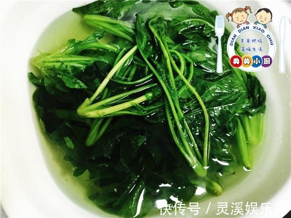 菠菜这样做才最好吃,营养均衡味道一流,连孩子都抢着吃