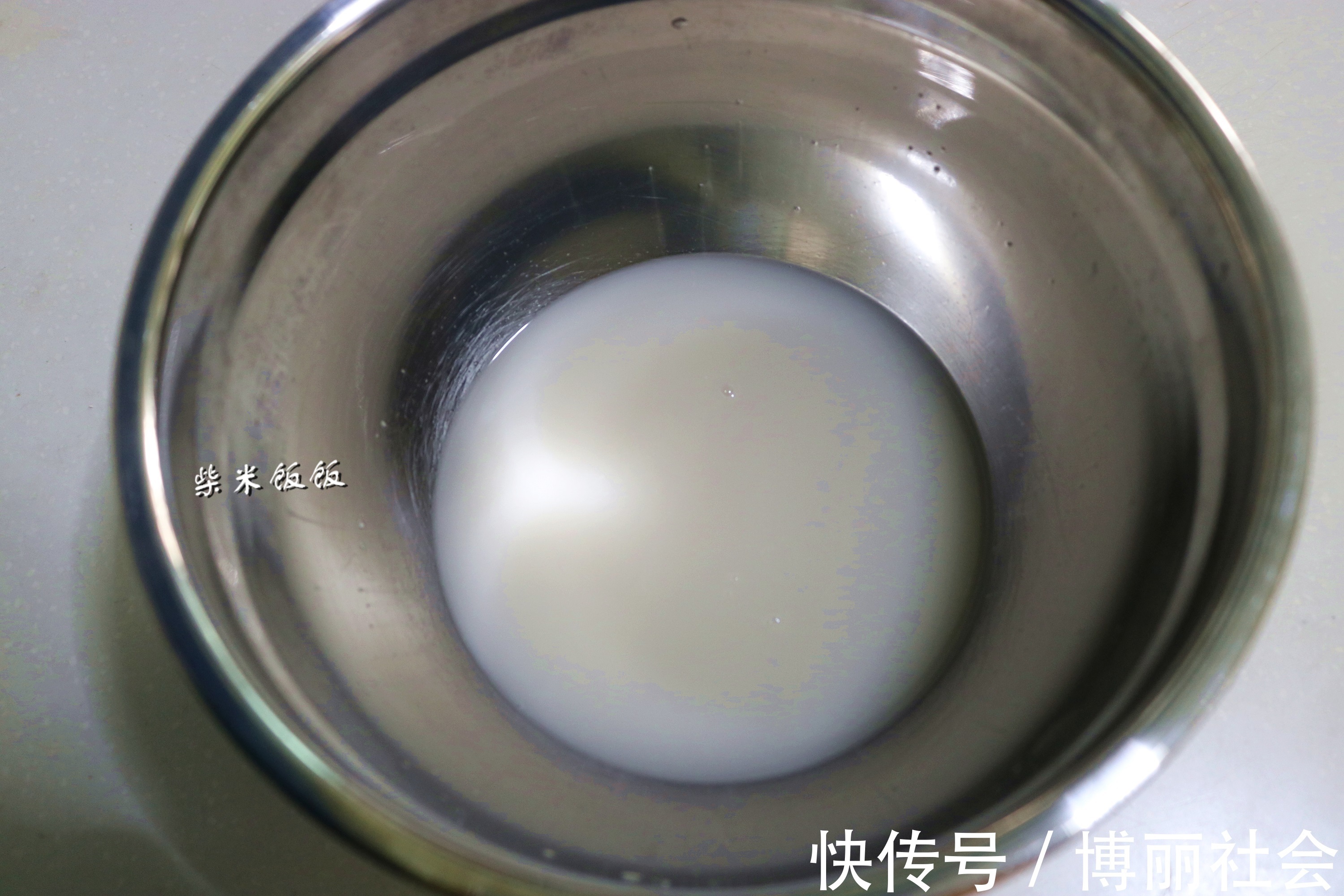 模具|蒸发糕不能只放酵母,加点它,柔软蓬松不黏牙,比蛋糕还好吃