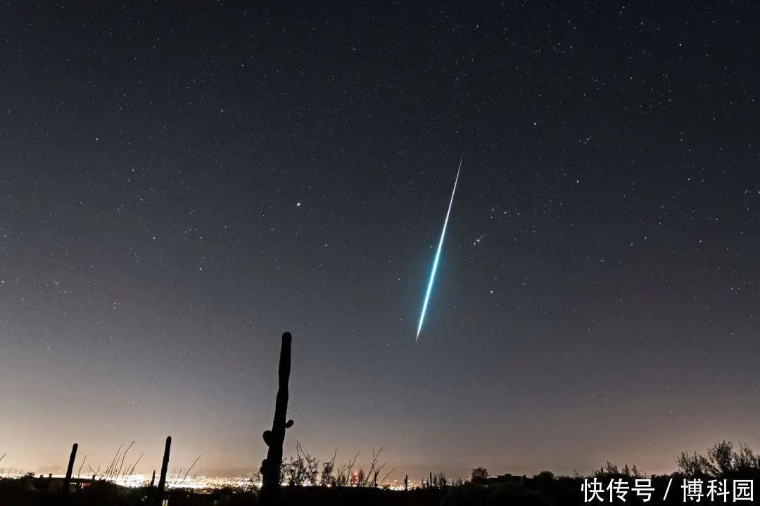 地球 在地球燃烧了的一颗流星,没想到被地球“引力弹弓”射向了木星