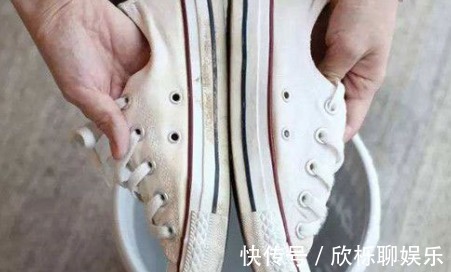 小苏打 白色鞋子发黄怎么办教你清洗鞋子的3个小窍门,保证洁白如新